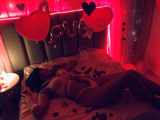 कामुक वीडियो चैट amabarsmith