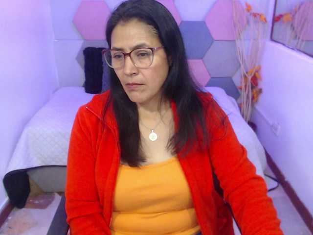 प्रसारण स्क्रीनशॉट AmandaPeet