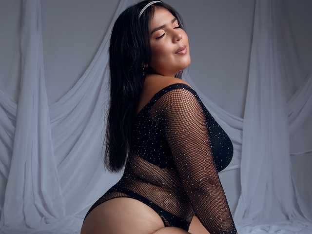 प्रोफ़ाइल की तस्वीर AmberBoobs