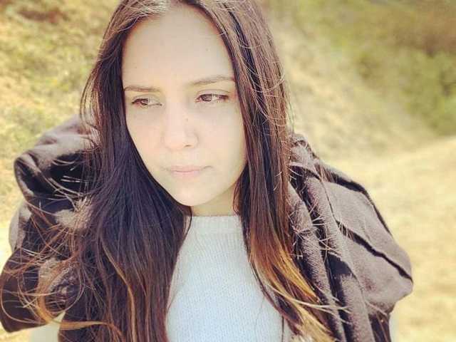 प्रोफ़ाइल की तस्वीर Amelia11