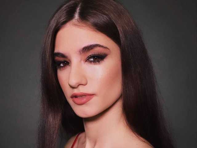 प्रोफ़ाइल की तस्वीर Eva_Lovia