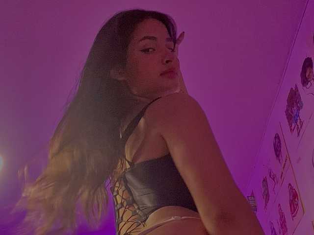 प्रोफ़ाइल की तस्वीर ViolettaRosse