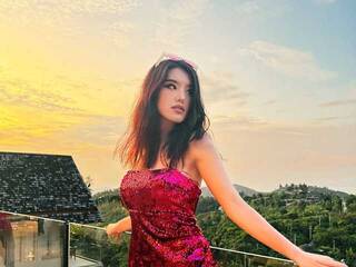 कामुक वीडियो चैट AmiLaya