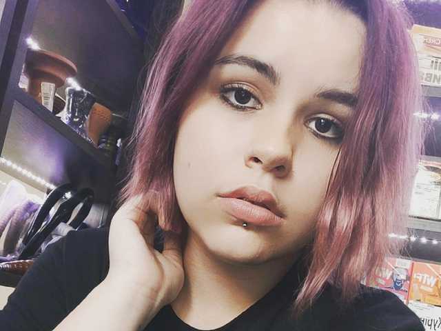 प्रोफ़ाइल की तस्वीर AmyLinn