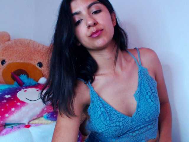 प्रसारण स्क्रीनशॉट AnahiBrowns