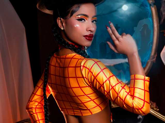 प्रोफ़ाइल की तस्वीर AnahisBennett