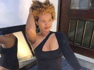 कामुक वीडियो चैट Anais-10