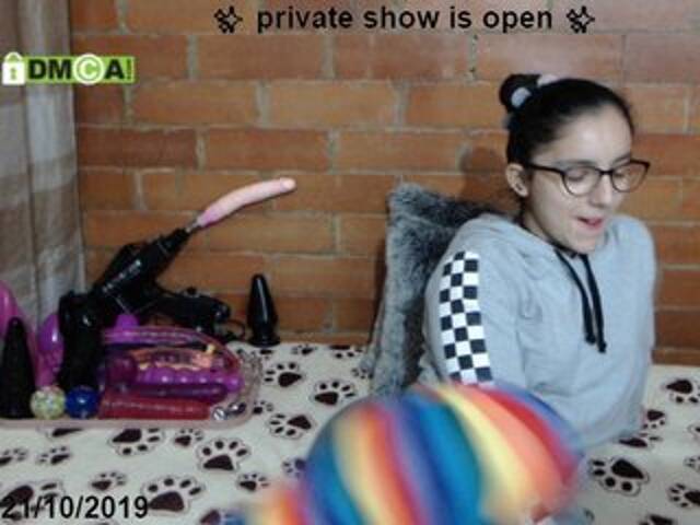 प्रसारण स्क्रीनशॉट analgirll