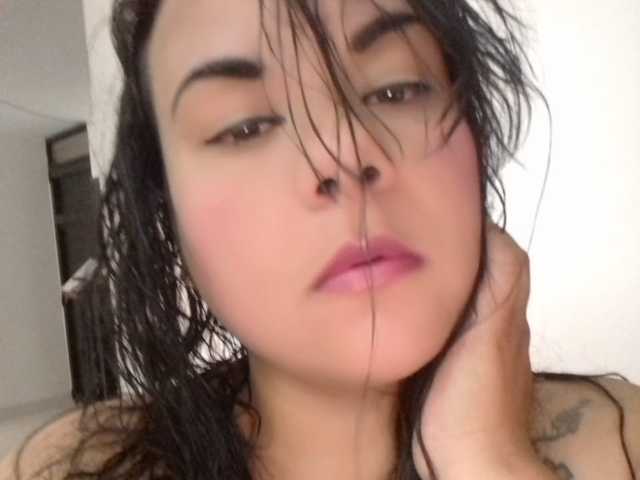 प्रोफ़ाइल की तस्वीर Angela32Xx