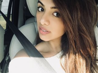 प्रोफ़ाइल की तस्वीर AngelineJones