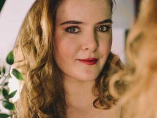 कामुक वीडियो चैट AngelRouje