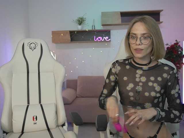 प्रसारण स्क्रीनशॉट AngieNatasha054