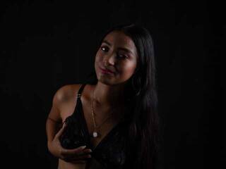 कामुक वीडियो चैट AnikaHalil