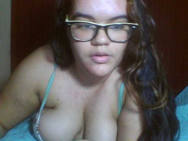 प्रसारण स्क्रीनशॉट AnitaRedd