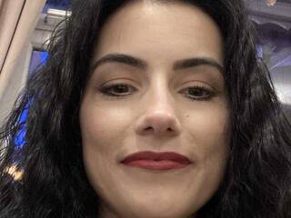 कामुक वीडियो चैट AnneyAnn