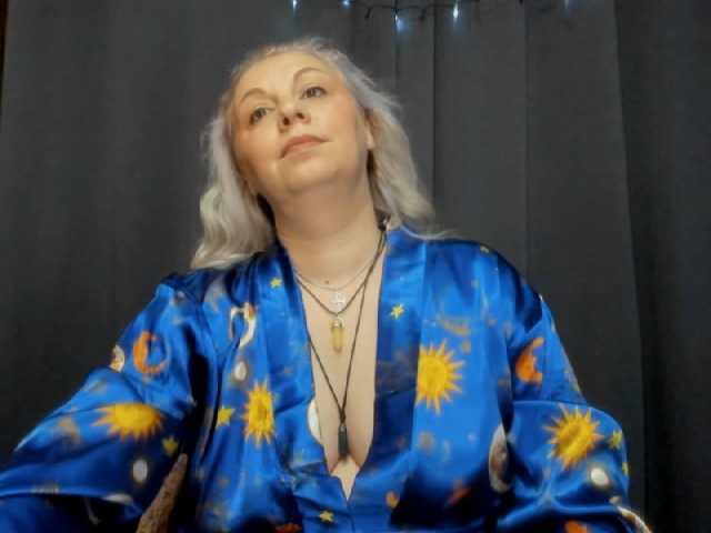 प्रसारण स्क्रीनशॉट AnngelynaJoy