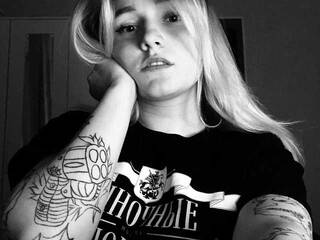 कामुक वीडियो चैट Annowa