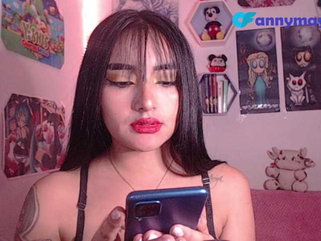 तस्वीरें annymayers hello guys I am a super sexy girl with desire to have fun all night come and try all my power1000 squirt at goal #spit #tits #latina #daddy #suck #dirty #anal #squirt #lush