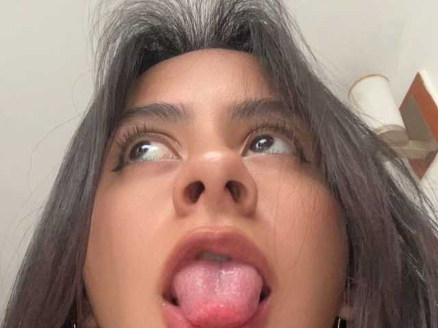 प्रोफ़ाइल की तस्वीर annypretty
