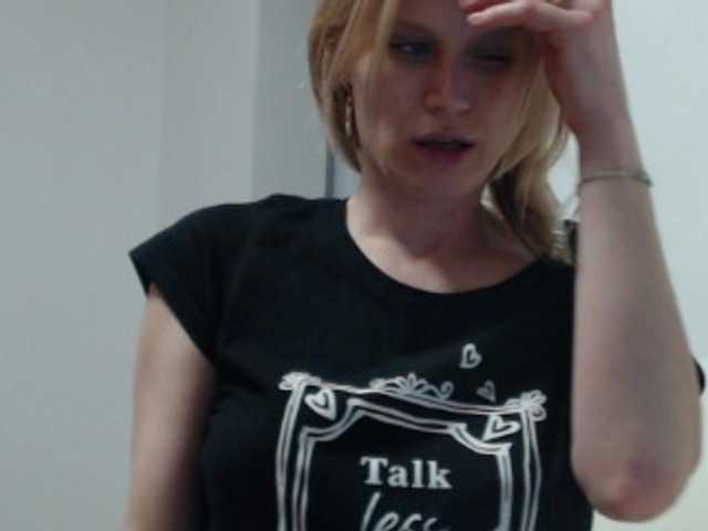 प्रसारण स्क्रीनशॉट Annzhelika