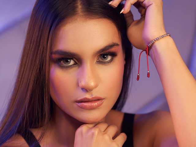 प्रोफ़ाइल की तस्वीर Antonella-Rossi