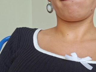 कामुक वीडियो चैट AntoniaDilune