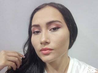 कामुक वीडियो चैट April-azul01