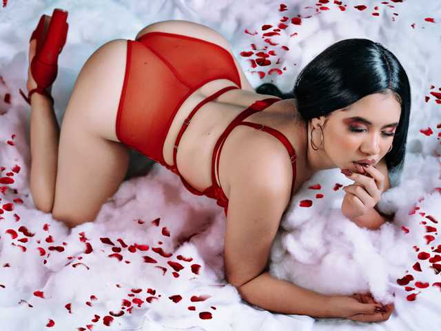 प्रोफ़ाइल की तस्वीर AprilCute1