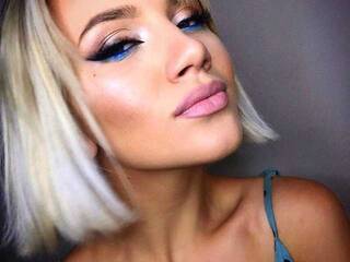 कामुक वीडियो चैट AprilJuicy