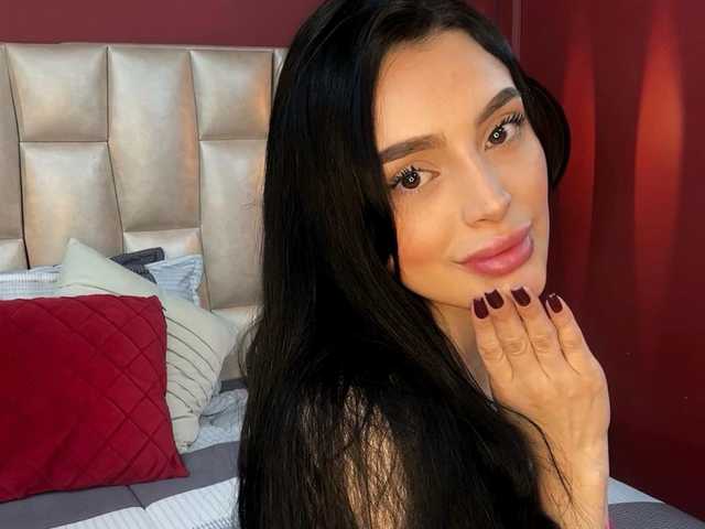 प्रोफ़ाइल की तस्वीर AprilRosse