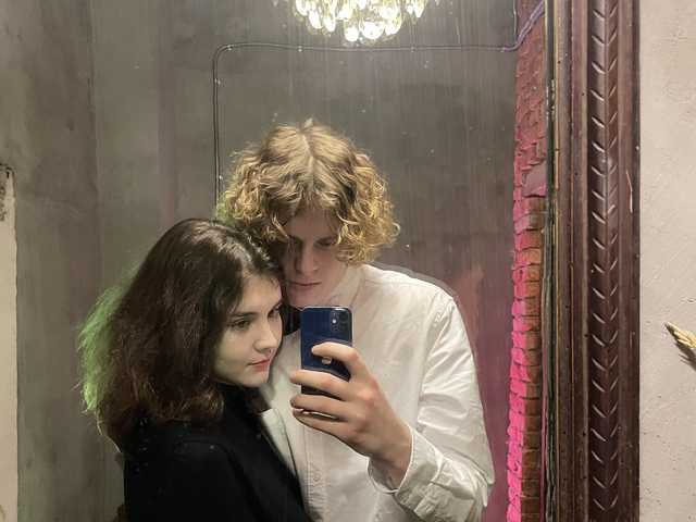 प्रोफ़ाइल की तस्वीर Sweetcoupleeeee
