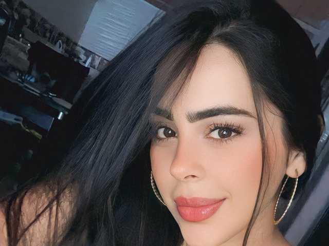 प्रोफ़ाइल की तस्वीर Aria-Scott