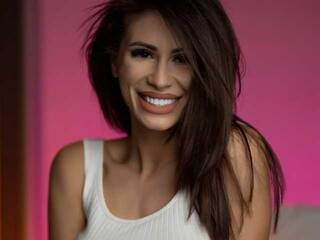 कामुक वीडियो चैट AryaLopes