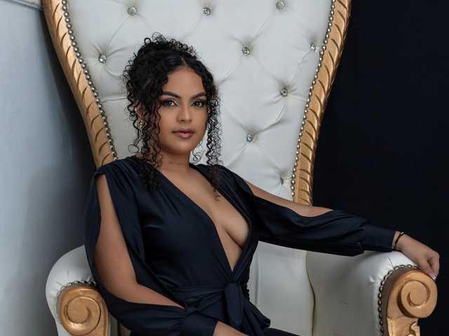 प्रोफ़ाइल की तस्वीर Ashley-12