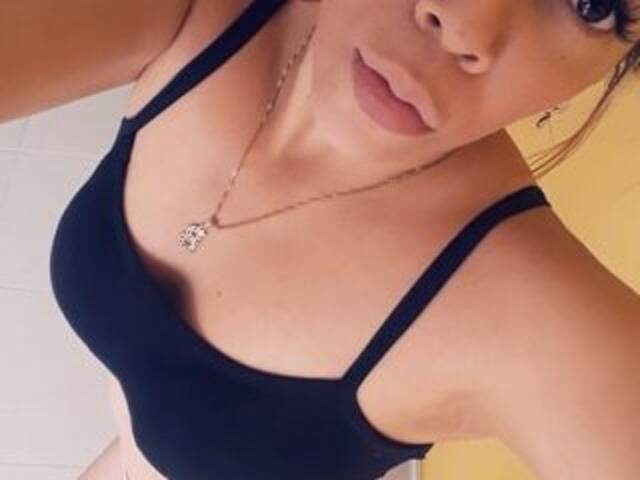 प्रोफ़ाइल की तस्वीर AshleyDaniels