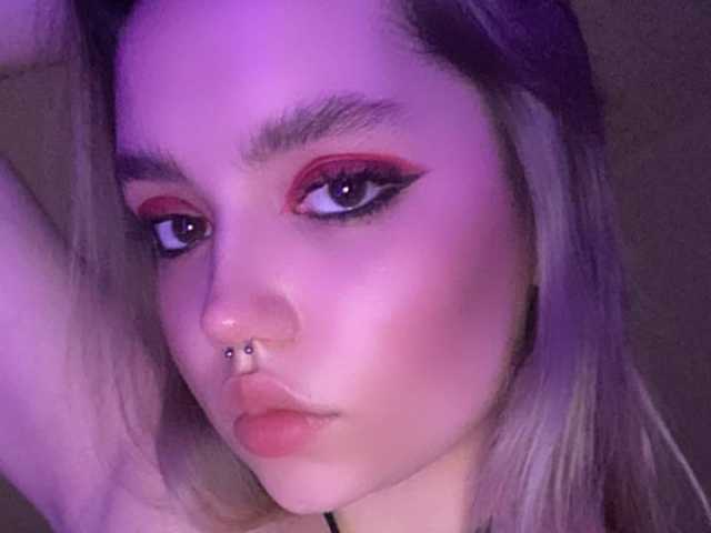 प्रोफ़ाइल की तस्वीर KylieQueen