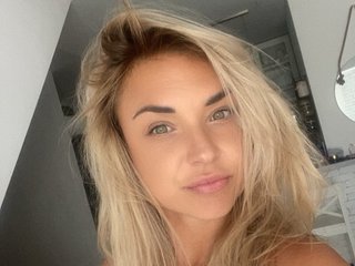 कामुक वीडियो चैट AshleyPerfect