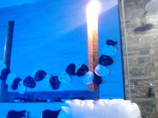 प्रसारण स्क्रीनशॉट ashleyvillaz