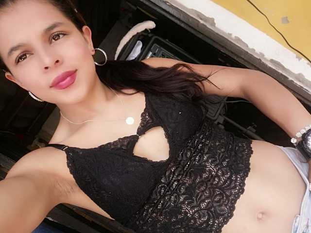 प्रोफ़ाइल की तस्वीर ashlyconor