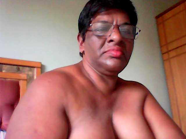 प्रसारण स्क्रीनशॉट asianleanne