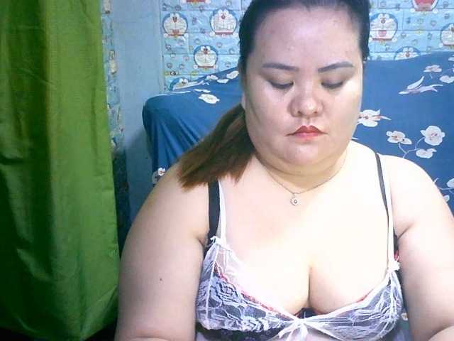 तस्वीरें Asianlyn welcome to my room : try me worth every cent's :) #bigboobs #bigass #pinay #bbw