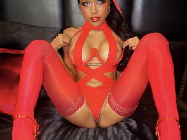 प्रोफ़ाइल की तस्वीर asiansquirt69