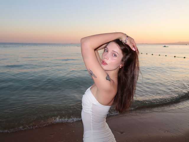 प्रोफ़ाइल की तस्वीर AnyaAngel