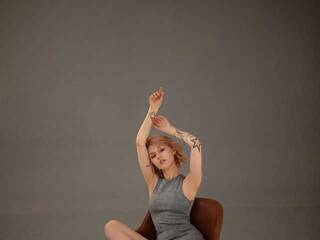 कामुक वीडियो चैट Aylathemoon