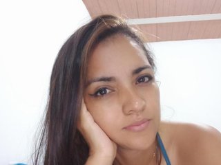कामुक वीडियो चैट AylinSaenz