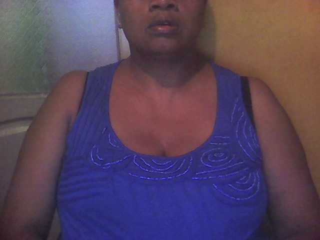 प्रसारण स्क्रीनशॉट Aynabrina