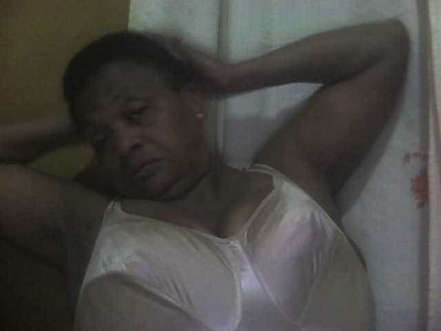 प्रसारण स्क्रीनशॉट Aynabrina