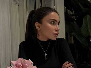 कामुक वीडियो चैट Angelina_kisa001