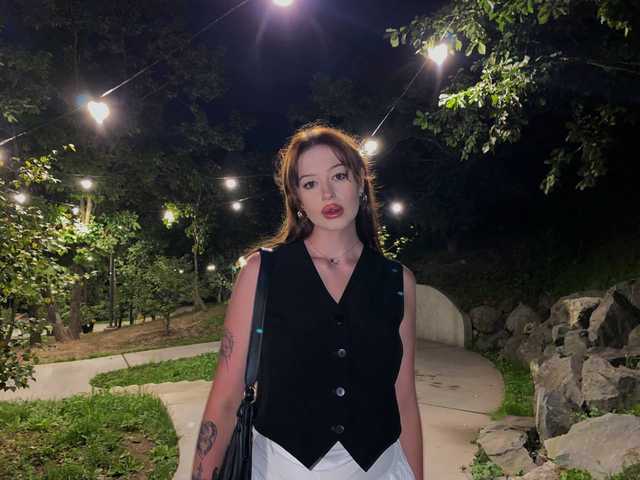 प्रोफ़ाइल की तस्वीर Babyarigoddamn