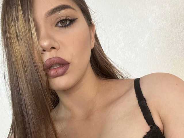 प्रोफ़ाइल की तस्वीर Agatha_Bloom